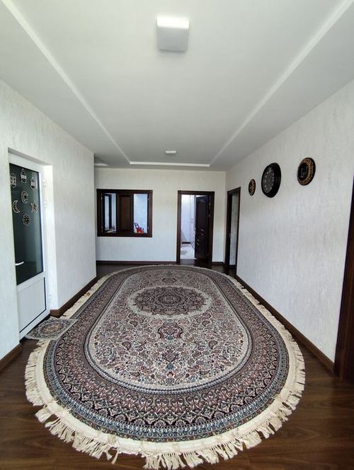 6-xonali uy, 380 m²