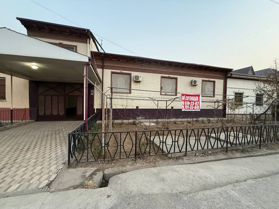 9-room house, 8 m², Zangiata, for sale