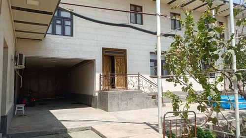 11-xonali uy, 600 m²