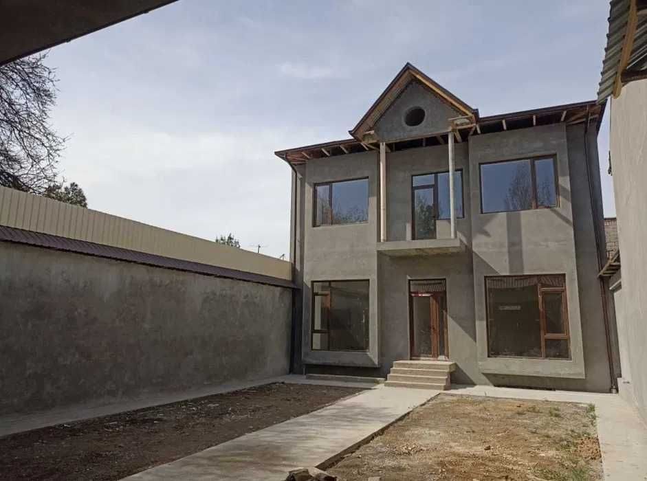 6-комнатный дом, 343 м², Зангиата, на продажу