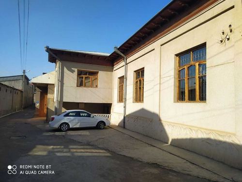 12-комнатная часть дома, 100 м²