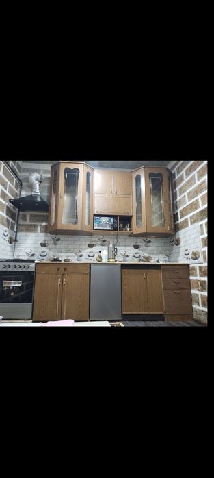 4-комнатная часть дома, 280 м²