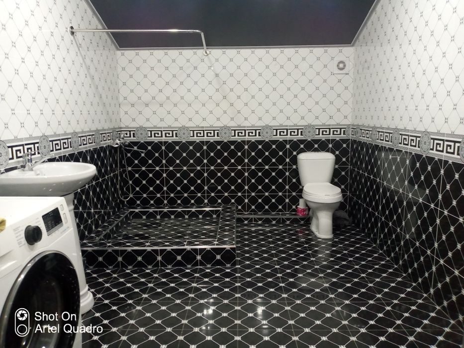 6-комнатный дом, 3000 м², Зангиата, на продажу