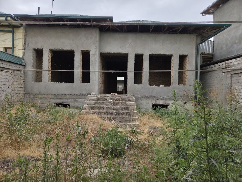 7-комнатный дом, 500 м², Зангиата, на продажу