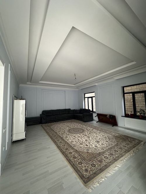 5-xonali uy, 300 m²