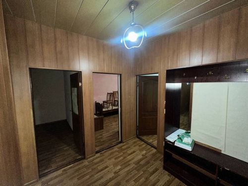 3-xonali kvartira, 70 m²