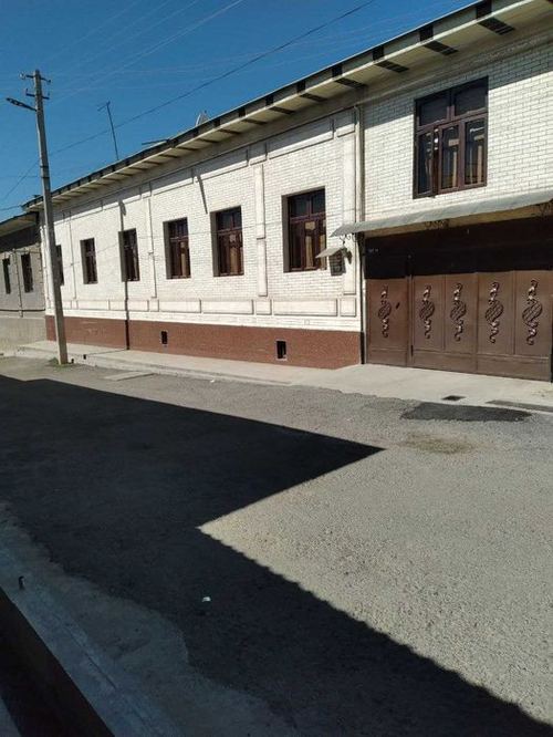 8-xonali uy, 195 m²