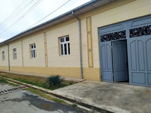 8-xonali uy, 200 m²