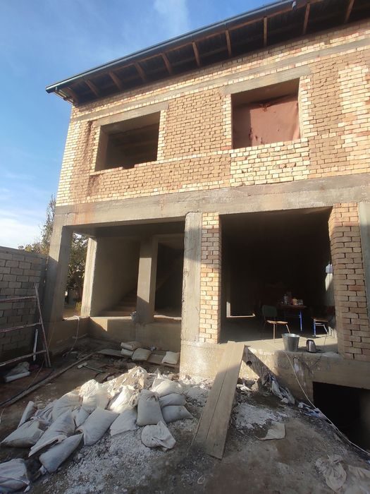 5-xonali uy, 200 m², Келес, sotuvga
