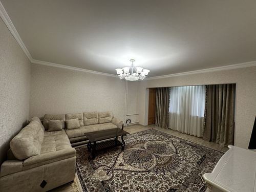 3-xonali kvartira, 80 m²