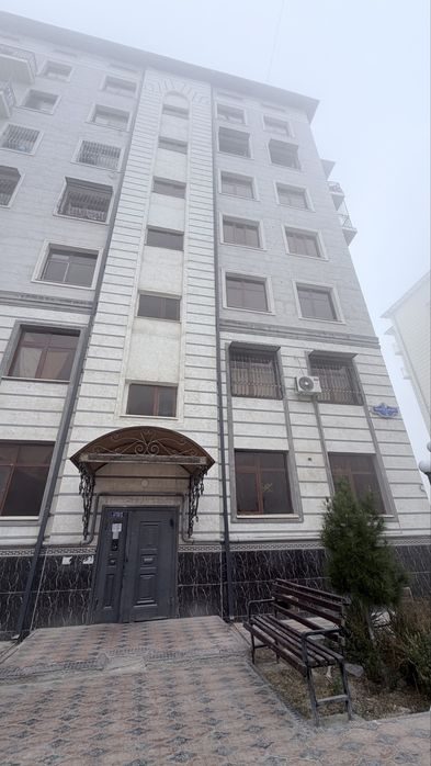 3-комнатный дом, 65 м², Навои, на продажу