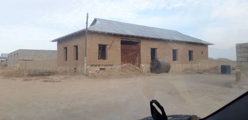 4-xonali uy, 10000 m²