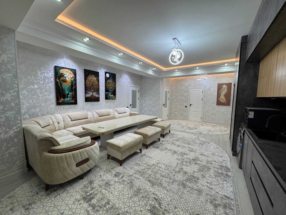 2-room apartment, 76 m², Bukhara, for sale