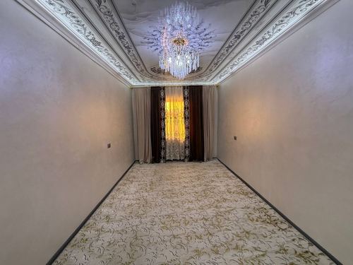 4-xonali kvartira, 90 m²