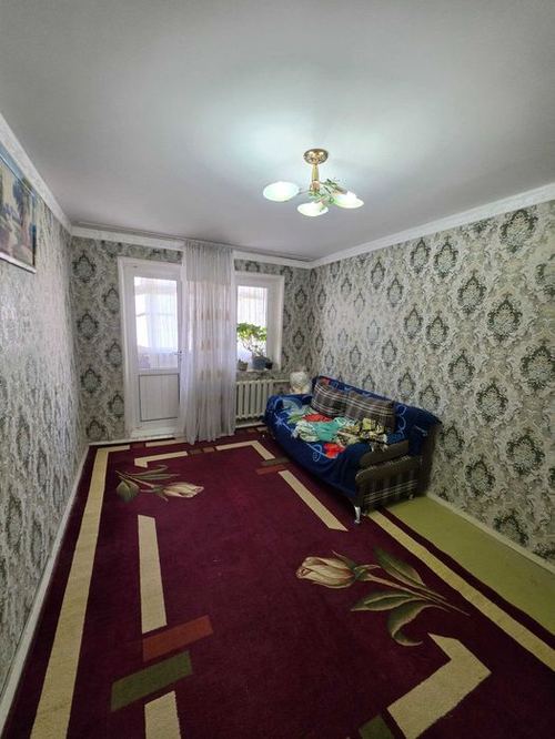 3-xonali kvartira, 70 m²
