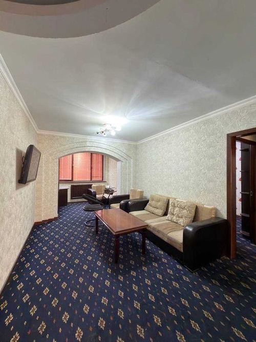 5-room house, 14200 m²