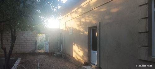 1-xonali uy, 4500 m²