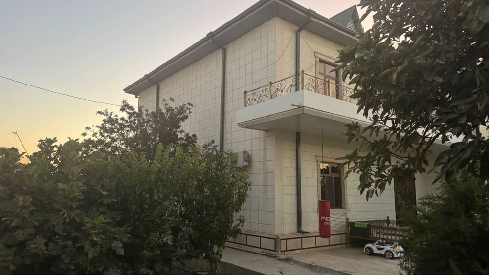 10-комнатный дом, 1600 м², Бухара, на продажу