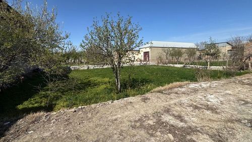5-xonali uy, 15000 m²