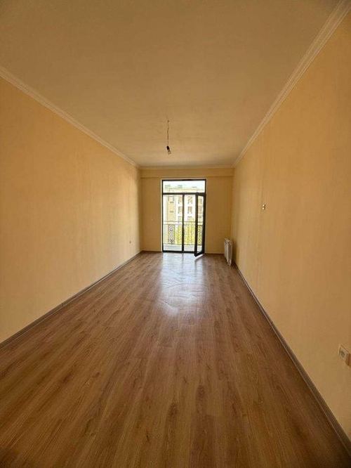 3-xonali kvartira, 68 m²