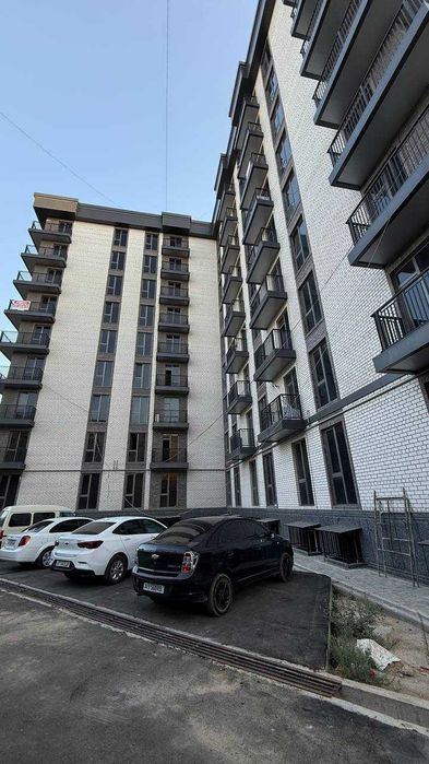 2-xonali kvartira, 70 m²
