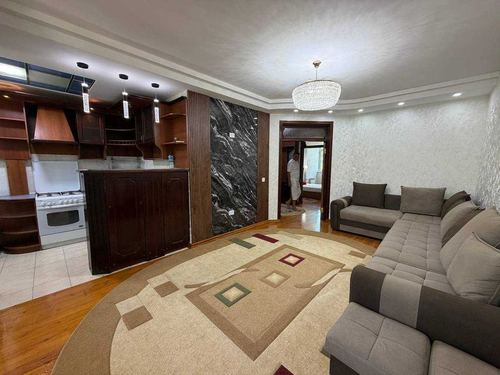 3-xonali kvartira, 75 m²