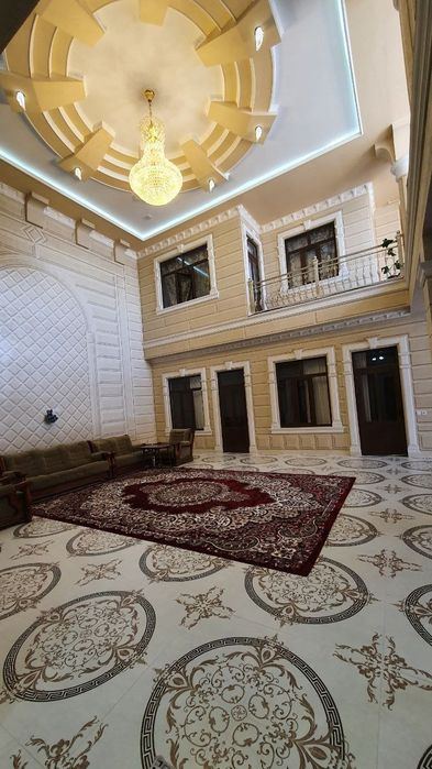 7-комнатная квартира, 800 м²
