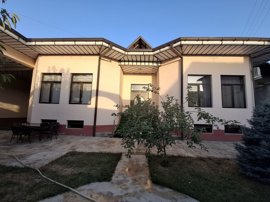 4-xonali kvartira, 100 m², Samarqand, ijaraga