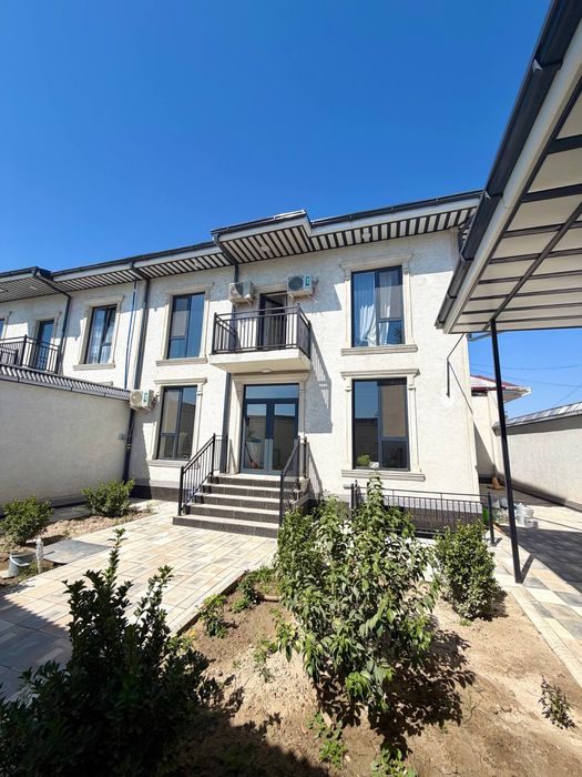 5-room townhouse, 220 m², Samarkand, for sale