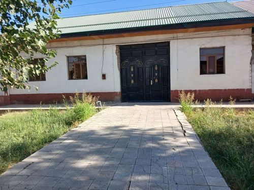 4-room house, 1200 m²