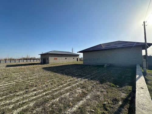 4-room house, 20000 m²