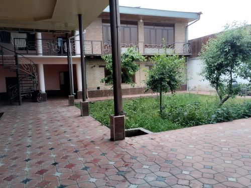 6-xonali uy, 420 m²