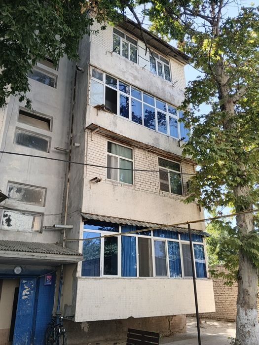 2-room house, 43 m², Kattakurgan, for sale