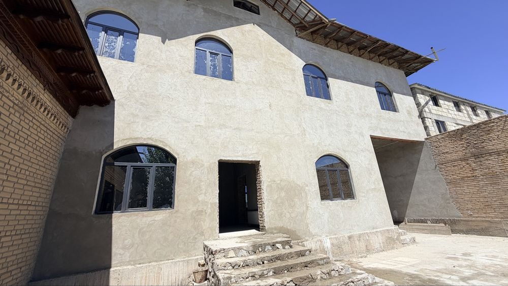 10-комнатный дом, 800 м², Навои, на продажу