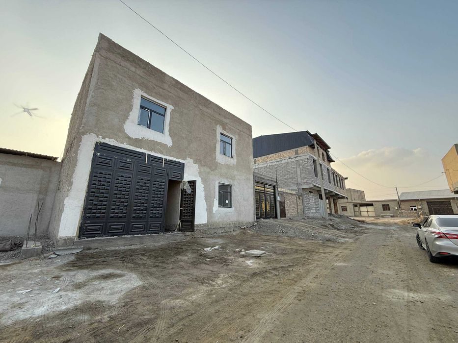 2-комнатный дом, 150 м², Бухара, на продажу