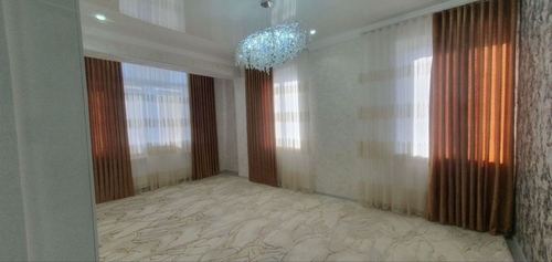 3-xonali kvartira, 92 m²