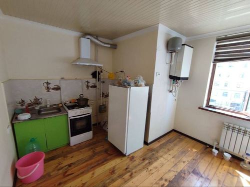 2-xonali kvartira, 70 m²