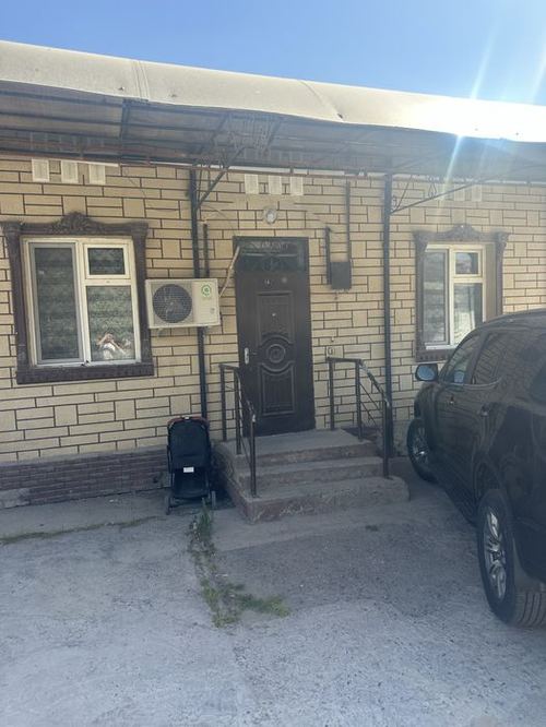 3-комнатная квартира, 200 м²