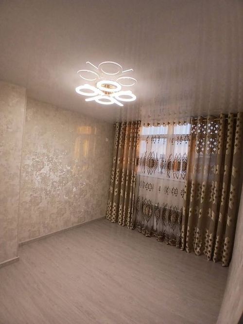 3-xonali kvartira, 70 m²