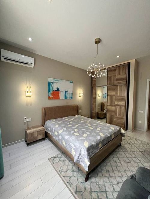 4-xonali kvartira, 185 m²