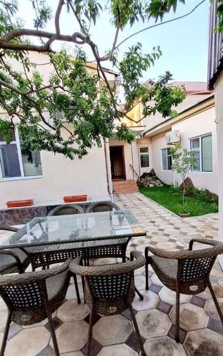 4-room house, 200 m²