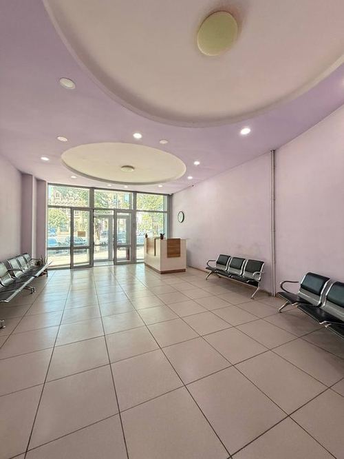 Продаётся Здание 7000м2 Вдоль дороги Орн- Мирабад, Ойбек (N250)
