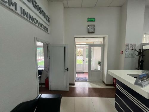Аренда 600кв.м с парковкой на 20машин, метро 350 м, ул. Нукусская