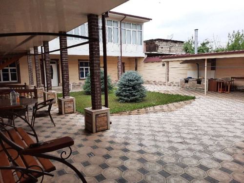 9-room house, 5000 m²