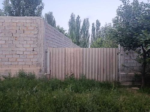Bo'stonliq tumani, Soyliq qishlog'ida yer sotiladi