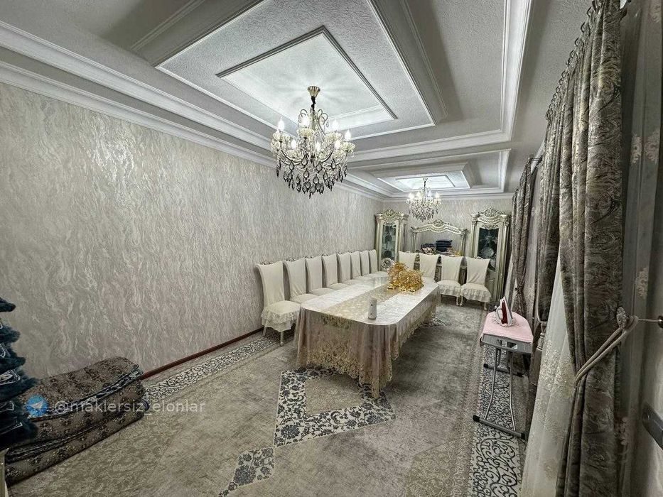 4-комнатный дом, 300 м², Ташкент, Чиланзарский район, на продажу