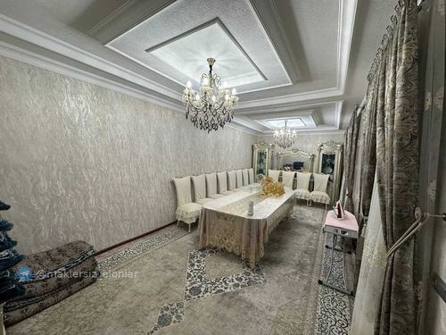 4-комнатный дом, 300 м²