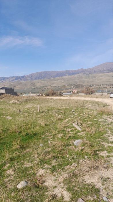 Boʻstonliq tumanida 4 sotix yer sotiladi