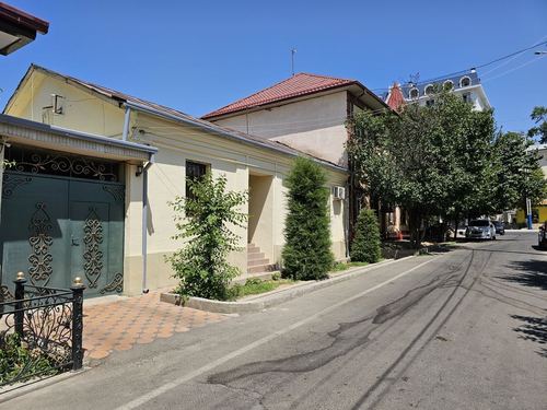 5-room house, 334 m²