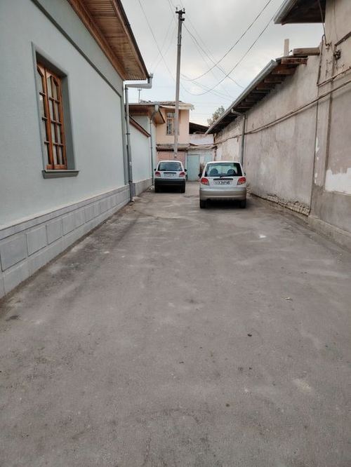 11-xonali uy, 600 m²